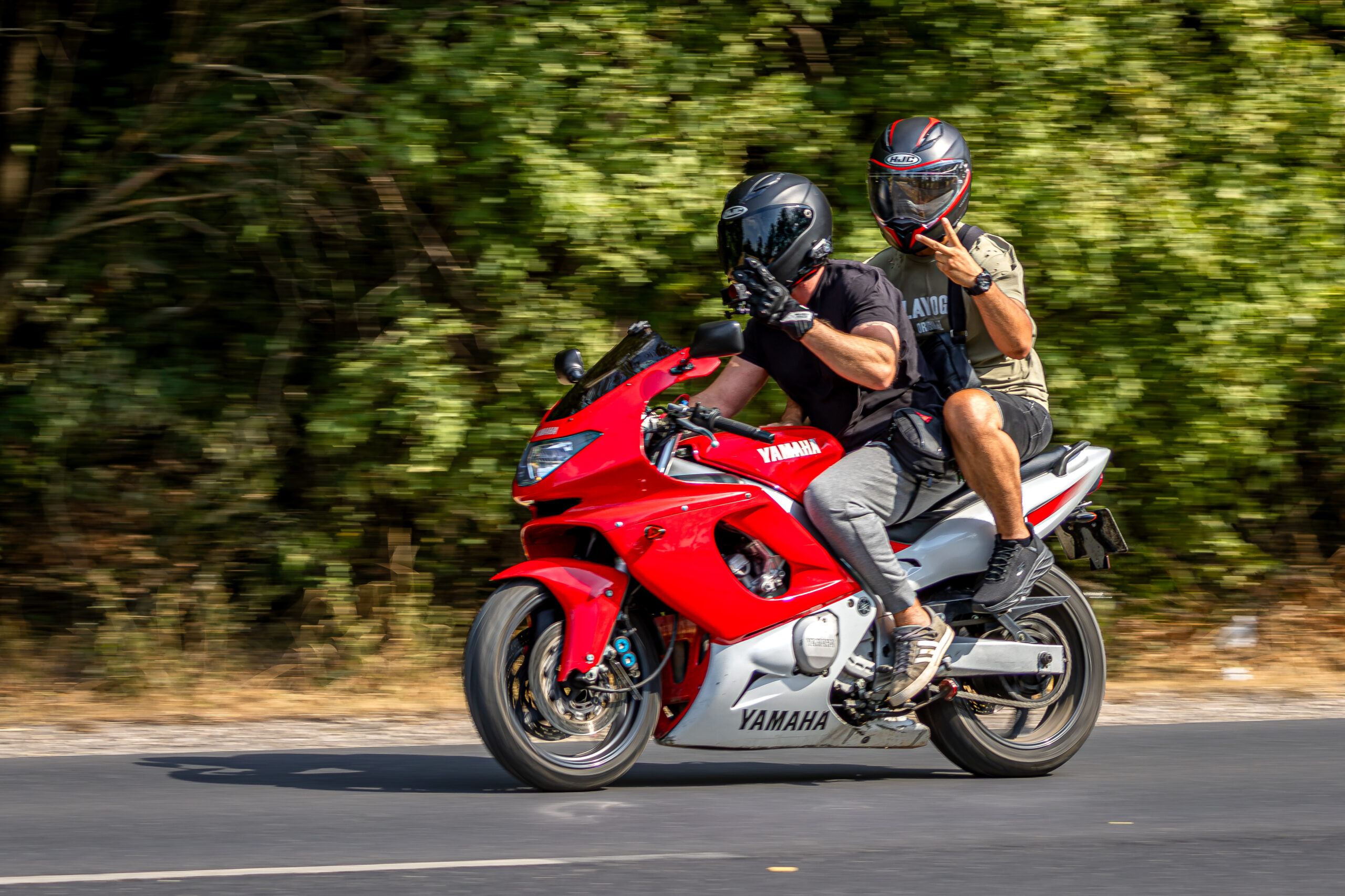 Oroszlány–Vajda-kanyar motoros és autós fotózás